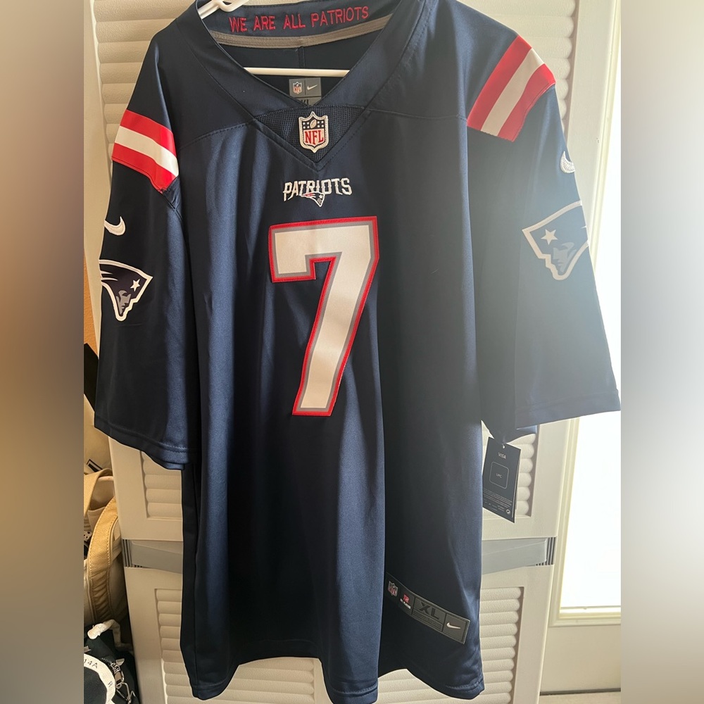 Nike patriots juju Smith-Schuster new with tags stitched jersey men’s XL